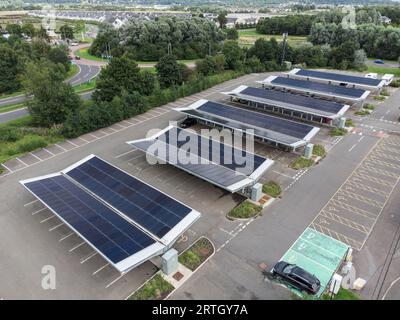 Castleview Low Carbon Elektrofahrzeug EV Charging Hub Schottland Stockfoto