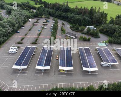 Castleview Low Carbon Elektrofahrzeug EV Charging Hub Schottland Stockfoto