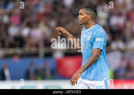 Athen, Griechenland - 16. August 2023: Spieler von Manchester City Manuel Akanji im UEFA-Superpokal-Endspiel zwischen Manchester City und S Stockfoto