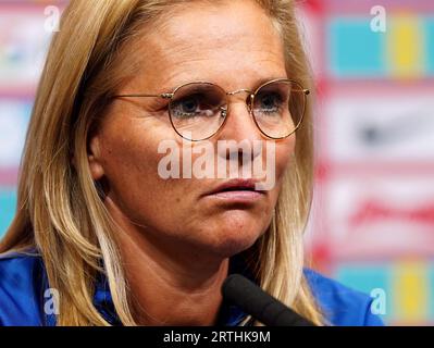 England-Managerin Sarina Wiegman während einer Pressekonferenz im Wembley Stadium in London. Bilddatum: Mittwoch, 13. September 2023. Stockfoto