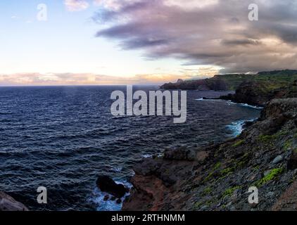 Abend an der Nordküste von Maui, Hawaii, USA Stockfoto