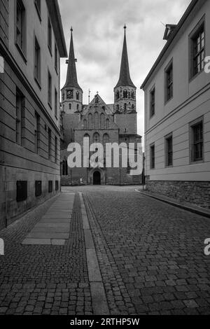 Domstraße zum Merseburger Dom Stockfoto