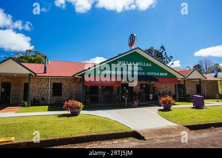 Millaa Millaa, Australien, 7. Juli 2016: Die malerische Stadt Millaa Millaa in den Atherton Tablelands an einem Wintermorgen in Queensland, Australien Stockfoto