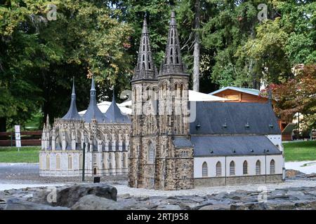 Marianske Lazne, Tschechische Republik. September 2023. Der viertgrößte Miniaturpark Europas mit detaillierten Modellen tschechischer Sehenswürdigkeiten befindet sich in der Nähe des Stadtzentrums von Marianske Lazne (Spa) und ist die meistbesuchte Attraktion in der Region Karlsbad, Tschechische Republik, 13. September 2023. Quelle: Slavomir Kubes/CTK Photo/Alamy Live News Stockfoto