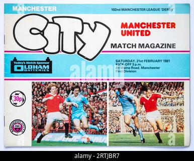 Manchester City Spieltag-Programm für das 102. Liga-Derby gegen Manchester United in der Maine Road im Februar 1981 Stockfoto