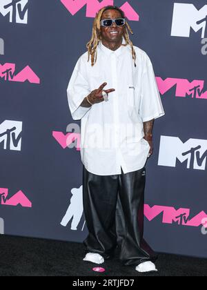 Newark, Usa. September 2023. NEWARK, NEW JERSEY, USA - 12. SEPTEMBER: Lil Wayne posiert im Pressesaal bei den MTV Video Music Awards 2023 im Prudential Center am 12. September 2023 in Newark, New Jersey, USA. (Foto: Xavier Collin/Image Press Agency) Credit: Image Press Agency/Alamy Live News Stockfoto