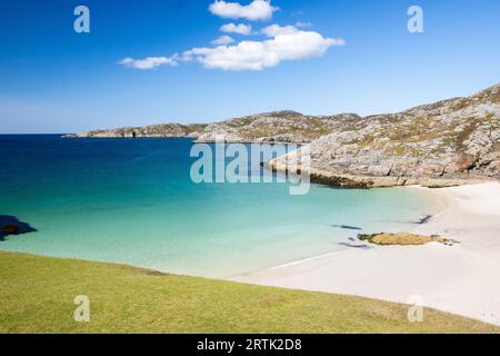 Achmelvich Strand im schottischen Hochland Stockfoto