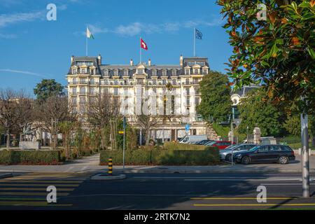 Beau-Rivage Palace Hotel at Ouchy Promenade - Lausanne, Schweiz Stockfoto