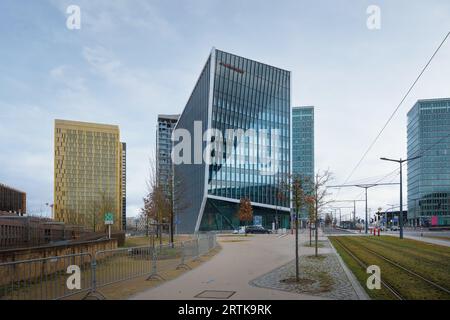 Allen- und Overy-Gebäude im Kirchberg-Viertel - Luxemburg-Stadt, Luxemburg Stockfoto