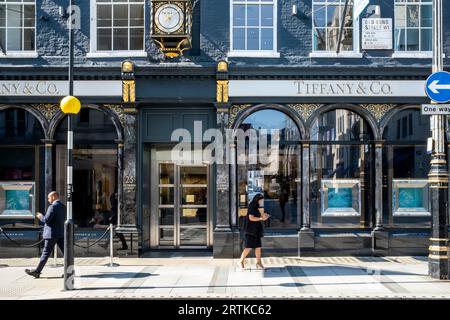 Tiffany & Co Jewellery Store, Old Bond Street, London, Großbritannien. Stockfoto