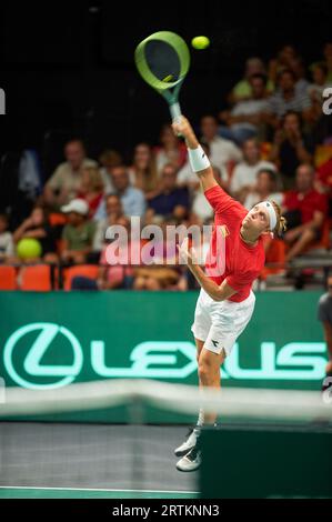 Valencia, Spanien. September 2023. Alejandro Davidovich Fokina aus Spanien in Aktion während des DAVIS-CUP im Pabellon Municipal de Fuente San Luis. (Foto: Germán Vidal/SOPA Images/SIPA USA) Credit: SIPA USA/Alamy Live News Stockfoto