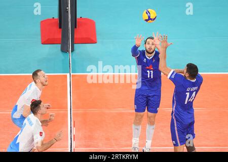 Antoine Brizard, Nicolas Le Goff (Frankreich); Jan Kozamernik, Tine Urnaut (Slowenien). Volleyball-Weltmeisterschaft 2022 Stockfoto