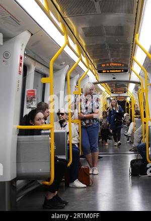 Reisen mit der modernen Metro in Kopenhagen, Dänemark. Stockfoto