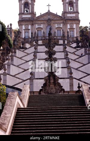 Außentreppe des Heiligtums Bom Jesus do Monte. Braga. Portugal. Stockfoto