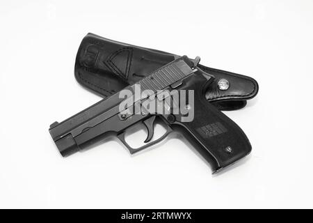 Produktbilder der Sig sauer P226 Pistole im Kaliber 9 mm Stockfoto