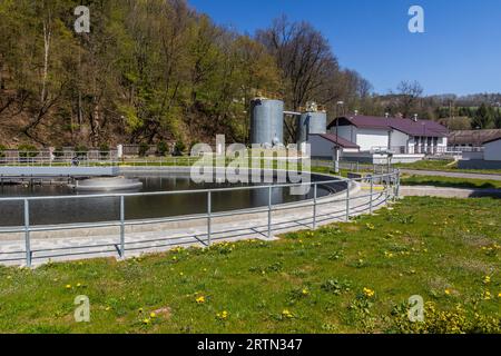 Abwasserbehandlungsanlage in Semily, Tschechien Stockfoto