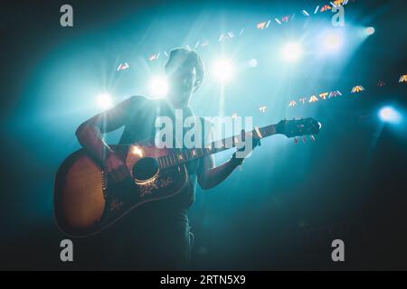 Kopenhagen, Dänemark. September 2023. Der britische Sänger und Songwriter Henry Moodie spielt ein Live-Konzert im VEGA in Kopenhagen. (Foto: Gonzales Photo/Alamy Live News Stockfoto