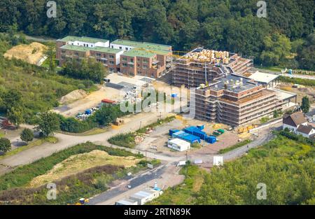 Luftbild, Baustelle mit Neubau Gesundheitszentrum auf dem Gelände des ehemaligen Bergwerks Grimberg, Weddinghofen, Bergkamen, Ruhrgebiet, Nordrhein-Westfalen, Deutschland ACHTUNGxMINDESTHONORARx60xEURO *** Luftansicht, Baustelle mit neuem Gebäude-Gesundheitszentrum auf dem Gelände des ehemaligen Bergwerks Grimberg, Weddinghofen, Bergkamen, Ruhrgebiet, Nordrhein-Westfalen, Deutschland ATTENTIONxMINESTHONORARx60xEURO Stockfoto