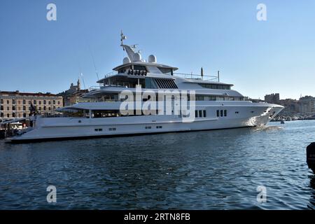 Marseille, Frankreich. September 2023. Die Coral Ocean Yacht liegt im französischen Mittelmeerhafen Marseille. (Credit Image: © Gerard Bottino/SOPA Images via ZUMA Press Wire) NUR REDAKTIONELLE VERWENDUNG! Nicht für kommerzielle ZWECKE! Stockfoto