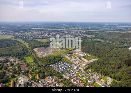 Luftbild, Freifläche Baustelle, Bildungszentrum NRW, TÜV Nord, neues Wohngebiet unter den Telgen, Baustelle für neues Gesundheitszentrum, Weddinghofen, Bergkamen, Ruhrgebiet, Nordrhein-Westfalen, Deutschland ACHTUNGxMINDESTHONORARx60xEURO *** Luftansicht, Freiflächenbaustelle, Bildungszentrum NRW, TÜV Nord, neues Wohngebiet unter den Telgen, Baustelle für neues Gesundheitszentrum, Weddinghofen, Bergkamen, Ruhrgebiet, Nordrhein-Westfalen, Deutschland ATTENTIONxMINDESTHONORARx60xEURO Stockfoto