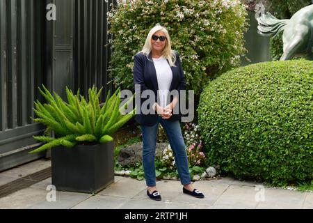 Rom, Italien. September 2023. Mara Venier nimmt am Fototermin des sonntagsfernsehprogramms Domenica im Rai Viale Mazzini Center Teil. Quelle: SOPA Images Limited/Alamy Live News Stockfoto