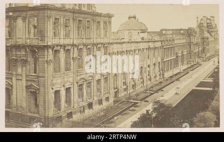 Ruine des Pavillon de Marsan im Palais des Tuileries in Paris, nach seiner Zerstörung während der Kommune 1871, anonym, um 1871 Stockfoto