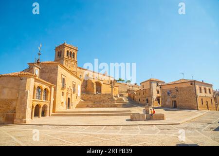 Plaza Mayor. Moron de Almazan, Provinz Soria, Castilla Leon, Spanien. Stockfoto