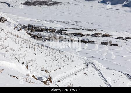 Gefrorener Blick Auf Die Landschaft Des Spiti Valley Stockfoto