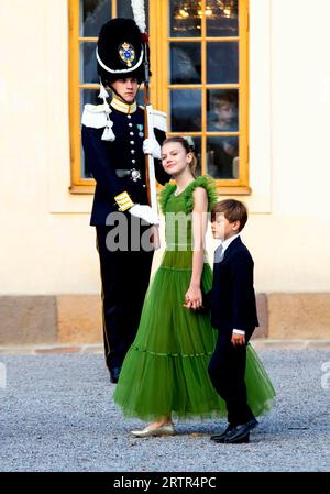 Gemeinde Ekero, Schweden. September 2023. Prinzessin Estelle und Prinz Oscar von Schweden kommen am 14. September 2023 im Drottningholm Palace Theatre in Lovön an, um an der Jubiläumsaufführung der Königlich Schwedischen Oper zu Ehren von HM zu teilnehmen Stockfoto