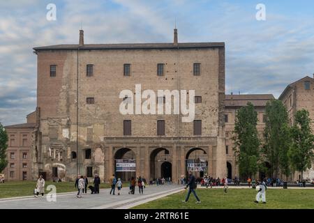 Palazzo della Pilotta (1583-1611), ein Komplex von Gebäuden, Symbol der herzoglichen Macht der Familie Farnese, beherbergt heute Museen, Parma Stockfoto