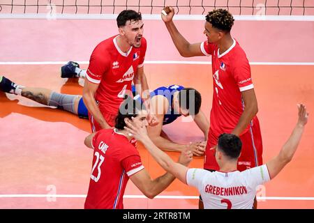 Rom, Italien. September 2023. Frankreich Spieler feiern während des CEV EuroVolley Männer Halbfinales 2023 zwischen Italien und Frankreich im Palazzetto dello Sport in Rom (Italien), 14. September 2023. Quelle: Insidefoto di andrea staccioli/Alamy Live News Stockfoto