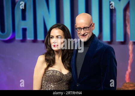 London, Großbritannien. Februar 2023. Auf dem Bild: Regisseur Peyton Reed und Ehefrau Sheila Naghshineh nehmen an der UK Gala Screening von 'Ant-man and the Wasp: Quantumani Teil Stockfoto