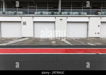 F1 Rennplatz, Paddock, Garagen in der Pitlane, Montreal, Provinz Quebec, Kanada Stockfoto