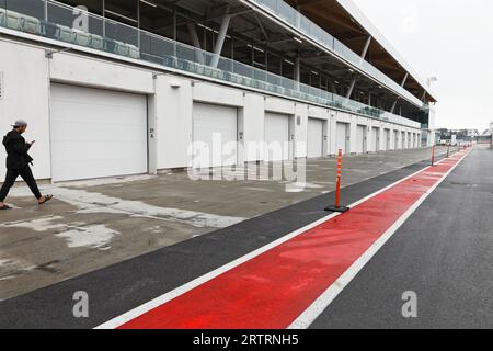 F1 Rennplatz, Paddock, Garagen in der Pitlane, Montreal, Provinz Quebec, Kanada Stockfoto