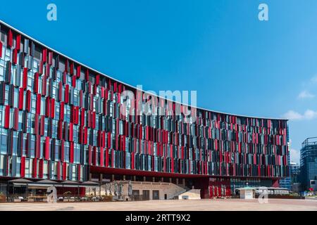 Das Fußballstadion der Stadt Tirana hieß Air Albania Stadium. Albanien Stockfoto