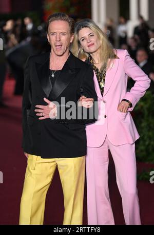 London, Großbritannien. September 2023. Damian Lewis und Alison Mosshart besuchten Vogue World: London 2023 im Theatre Royal Drury Lane am 14. September 2023 in London. Foto: Stuart Hardy/ABACAPRESS.COM Abaca Press/Alamy Live News Stockfoto