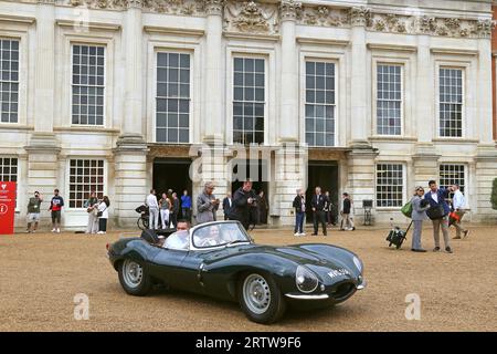 Jaguar XKSS (1956) (Jahrzehnte Gewinner: 1950er), Concours of Elegance 2023, Hampton Court Palace, London, Großbritannien, Europa Stockfoto