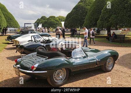 Jaguar XKSS (1956) (Jahrzehnte Gewinner: 1950er), Concours of Elegance 2023, Hampton Court Palace, London, Großbritannien, Europa Stockfoto