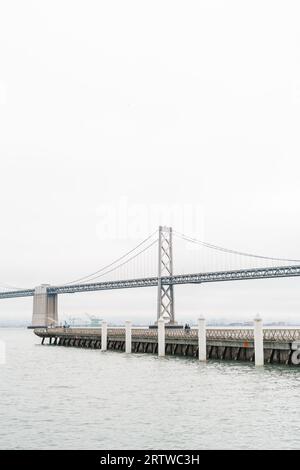 Ein nebeliger Morgen in der San Franciso Bay Gegend Stockfoto