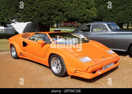 Lamborghini Countach 25th Anniversary (1990), Concours of Elegance 2023, Hampton Court Palace, London, Großbritannien, Europa Stockfoto