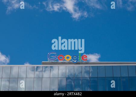 Kitchener-Waterloo, ON, Kanada, 27. August 2023: Der größte Google-Standort für Forschung und Entwicklung in Kanada. Stockfoto