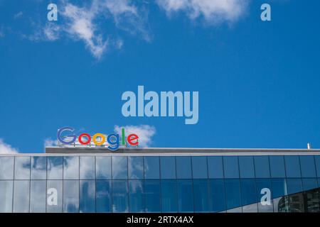 Kitchener-Waterloo, ON, Kanada, 27. August 2023: Der größte Google-Standort für Forschung und Entwicklung in Kanada. Stockfoto