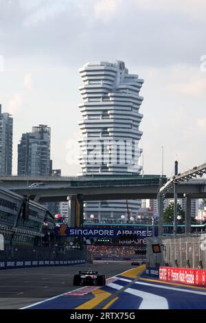 Singapur, Singapur. September 2023. Logan Sargeant (USA) Williams Racing FW45. Formel-1-Weltmeisterschaft, Rd 16, Singapur Grand Prix, Freitag, 15. September 2023. Marina Bay Street Circuit, Singapur. Quelle: James Moy/Alamy Live News Stockfoto