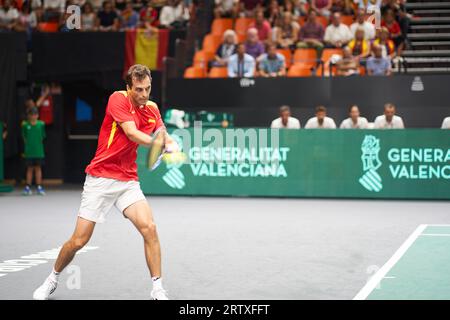 Albert Ramos Vinolas von Spanien in Aktion während der Valencia Davis Cup Finals, Gruppe C, Spanien gegen Serbien, Spiel 1, am 15. September, 2023 in Fuente de Sa Stockfoto