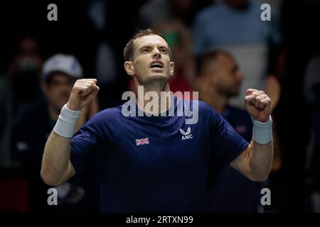 Andy Murray (GBR) feiert seinen Sieg gegen Leandro Riedi (SUI) beim Davis Cup-Spiel Großbritannien gegen die Schweiz in der Manchester AO Arena, Manchester, Vereinigtes Königreich, 15. September 2023 (Foto: Conor Molloy/News Images) Stockfoto