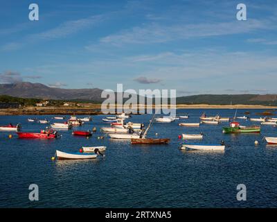Boote im Hafen von Corrubedo, Galicien, Spanien Stockfoto
