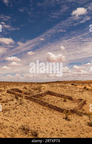 Alte Viehfarm oder Kraal, Auchterlonie, Kgalagadi Transfrontier Park, Kalahari, Südafrika Stockfoto