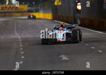 Marina Bay Street Circuit, Singapur. September 2023. 2023 Formel 1 Singapur Airlines Singapur Grand Prix; Free Practice Day; Nummer 2 Williams Fahrer Logan Sargeant während Training 2 Credit: Action Plus Sports/Alamy Live News Stockfoto