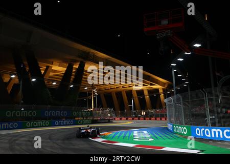 Singapur, Singapur. September 2023. Logan Sargeant (USA) Williams Racing FW45. Formel-1-Weltmeisterschaft, Rd 16, Singapur Grand Prix, Freitag, 15. September 2023. Marina Bay Street Circuit, Singapur. Quelle: James Moy/Alamy Live News Stockfoto