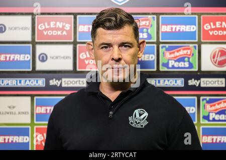 Paul Wellens Head Coach von St Helens während des Spiels Warrington Wolves gegen St Helens in der Betfred Super League Round 26 im Halliwell Jones Stadium, Warrington, Großbritannien, 15. September 2023 (Foto: Mark Cosgrove/News Images) Stockfoto